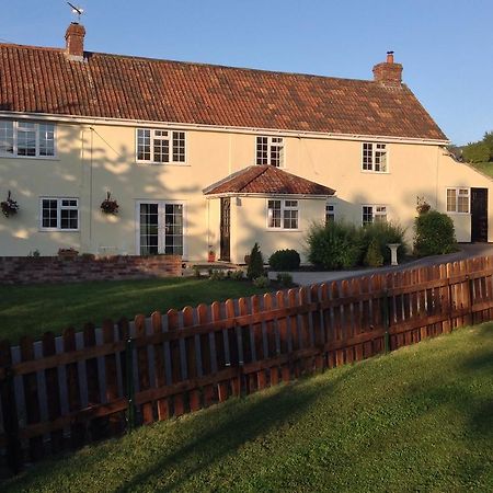 斯莱德斯农场住宿加早餐旅馆 Edington  外观 照片